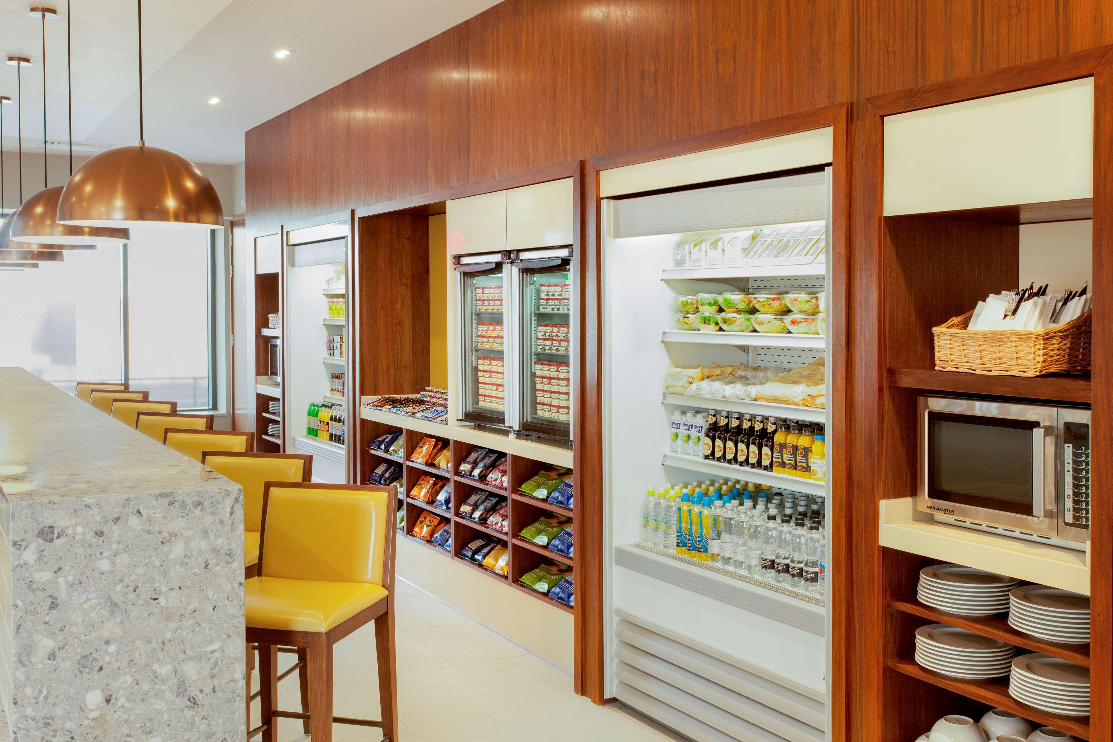 Hyatt Place West London Hayes ฮิลลิงดัน ภายนอก รูปภาพ