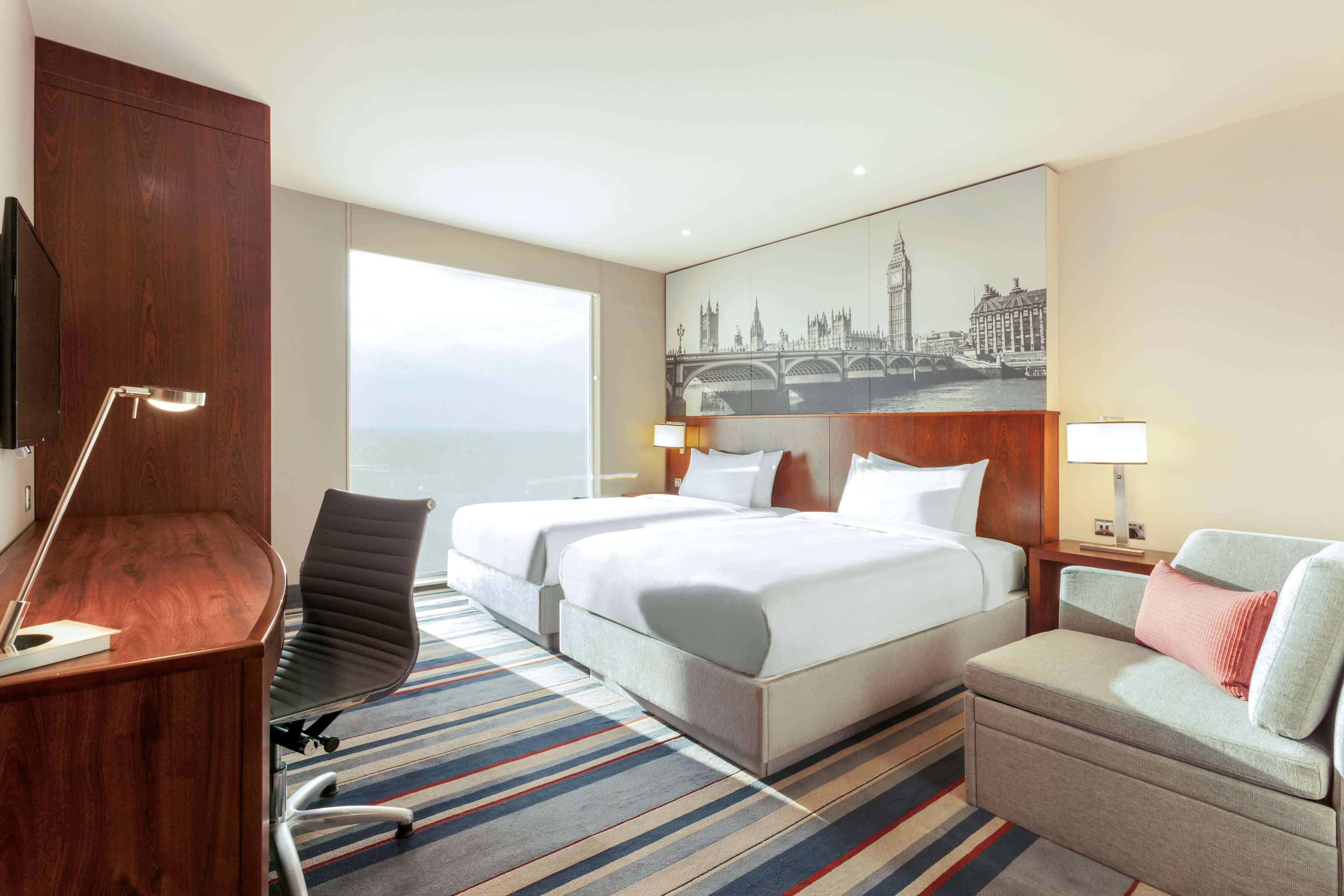 Hyatt Place West London Hayes ฮิลลิงดัน ภายนอก รูปภาพ